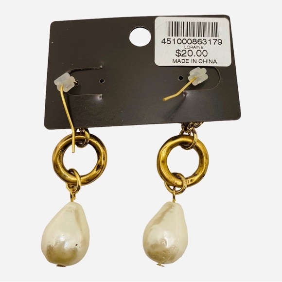 Chico’s Pearl Drop Earrings NWT - Picture 2 of 2